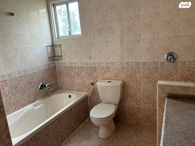 דו משפחתי, הארז, קציר, קציר