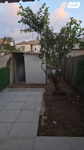 דירת גן, גבעת אולגה, חדרה