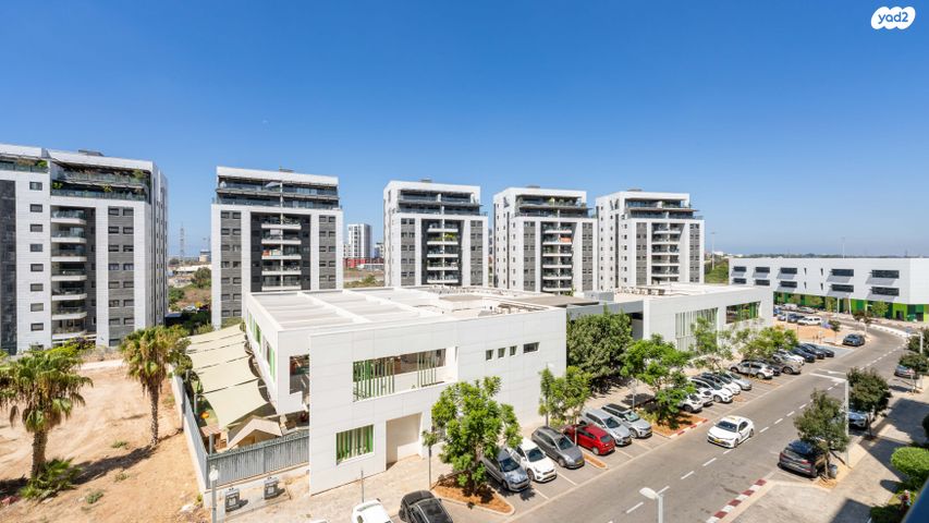 דירה, הרצליה