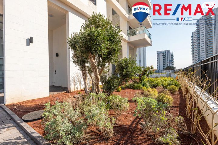 דירה, אדני פז, עין הים, חדרה