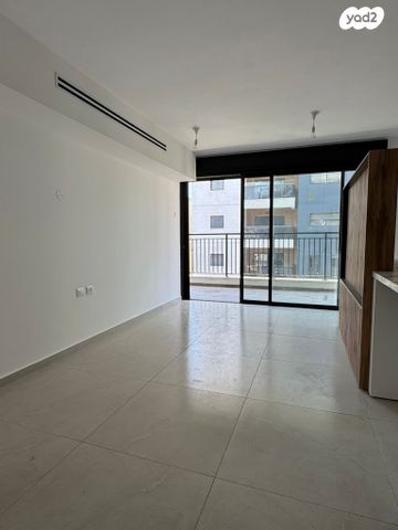 דירה, קרן קיימת לישראל 27, בורוכוב, גבעתיים