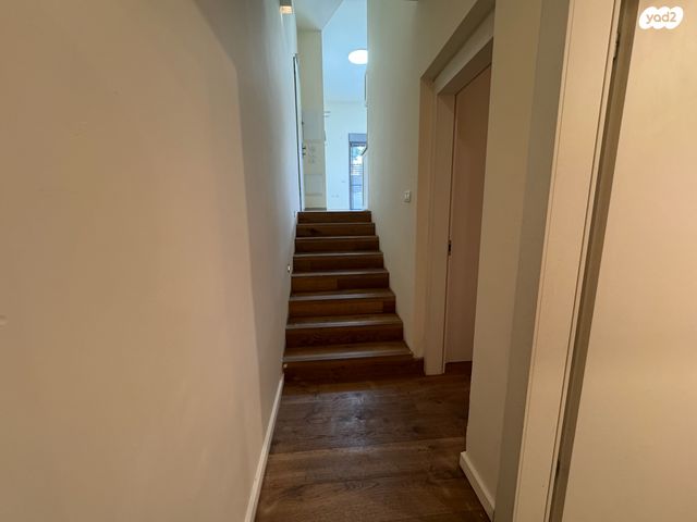 דירת גן, שדרות הצנחנים 14, נגבה, רמת גן