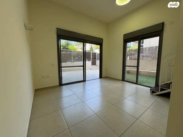 דירת גן, שדרות הצנחנים 14, נגבה, רמת גן