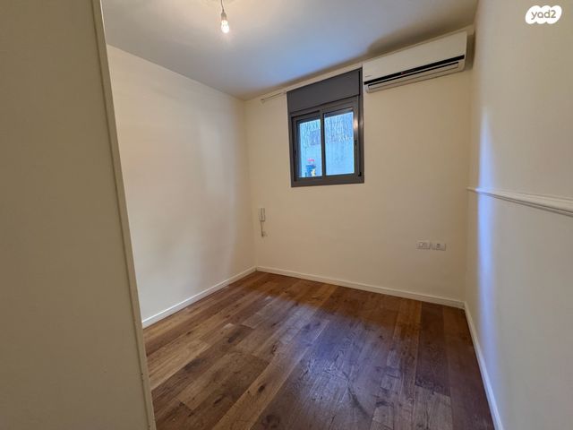 דירת גן, שדרות הצנחנים 14, נגבה, רמת גן