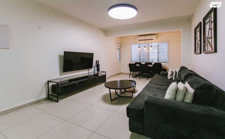 דירה, רמב"ם 49, עין גנים, פתח תקווה