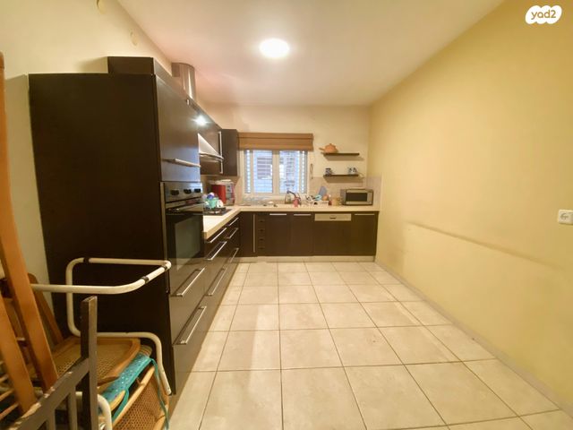 דירה, אוסטשינסקי, פועלים א, כפר סבא