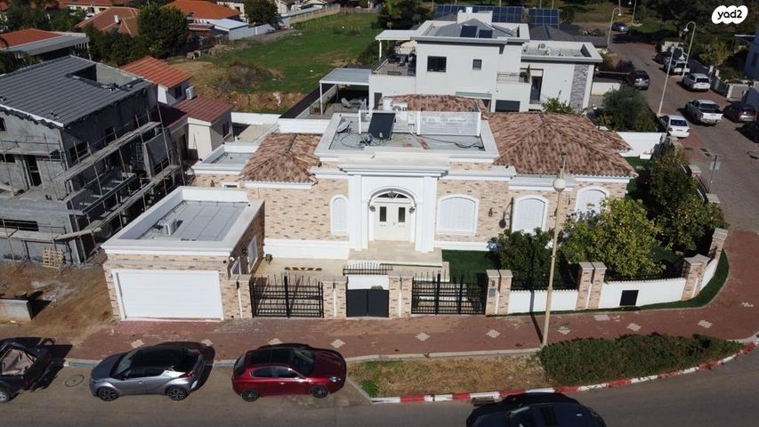 בית פרטי/ קוטג', גלבוע, יפה נוף, פרדס חנה כרכור