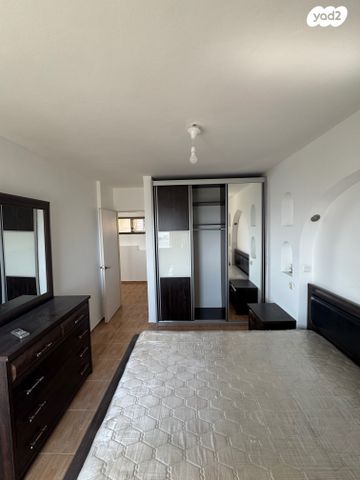 דירה, העלייה 4, דרומית, נצרת עילית / נוף הגליל