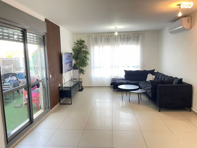 דירה, שוהם 76, אבני חן, חריש