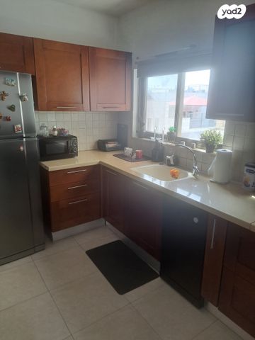 דירה, כפר גנים א, פתח תקווה