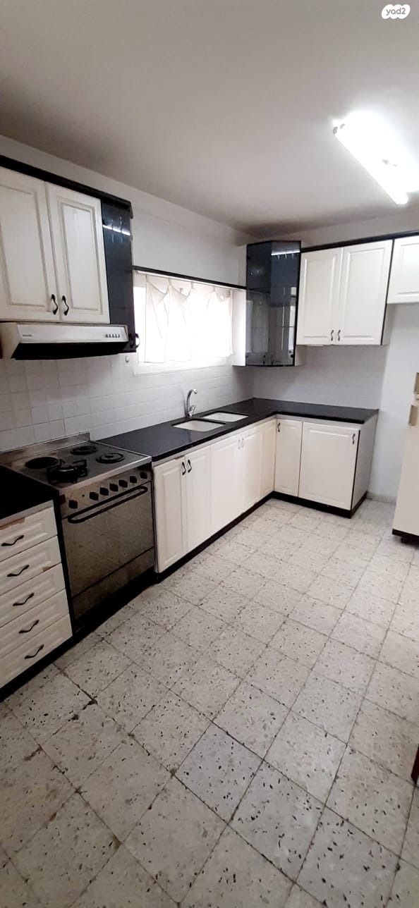 דירה, מגדל העמק