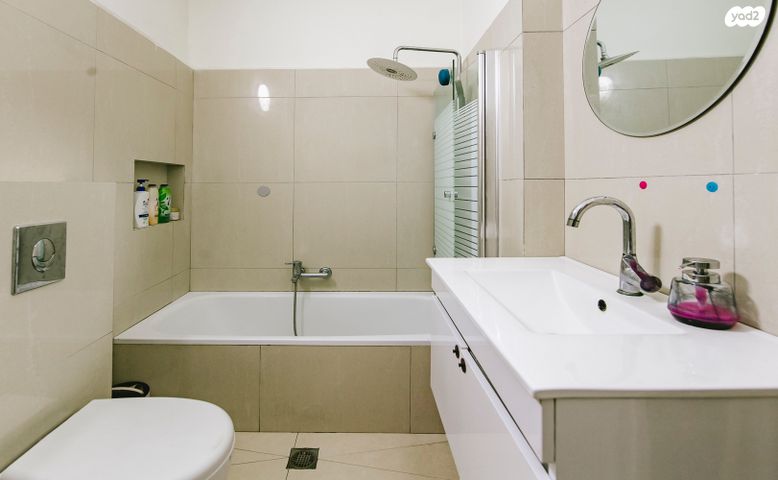 דירה, רמב"ם 49, עין גנים, פתח תקווה