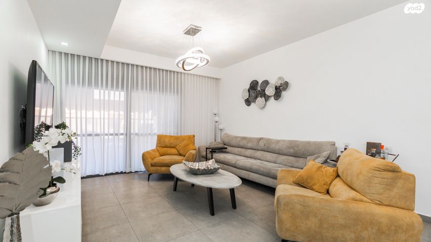 דירה, מקס איזידור בודנהימר, רמות הרכס, באר שבע