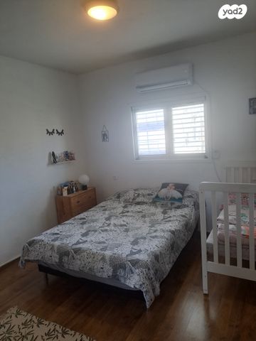 דירה, כפר גנים א, פתח תקווה