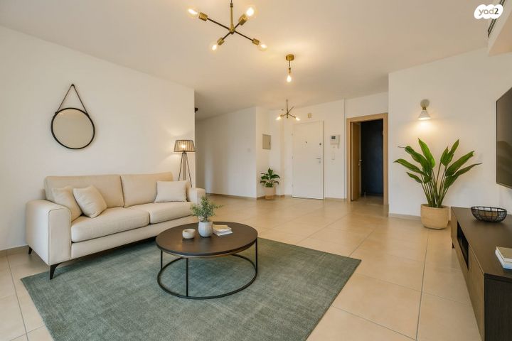 דירה, נווה גן, פתח תקווה