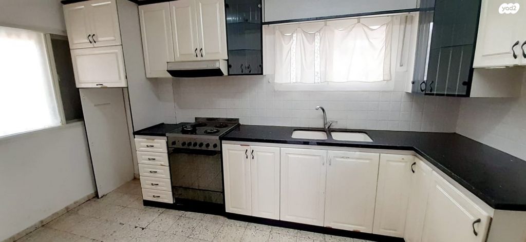 דירה, מגדל העמק