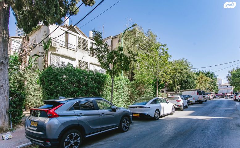 דירה, רמב"ם 49, עין גנים, פתח תקווה