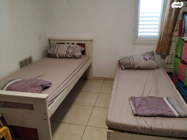 דירה, זלמן שז"ר, בן גוריון כנען, צפת