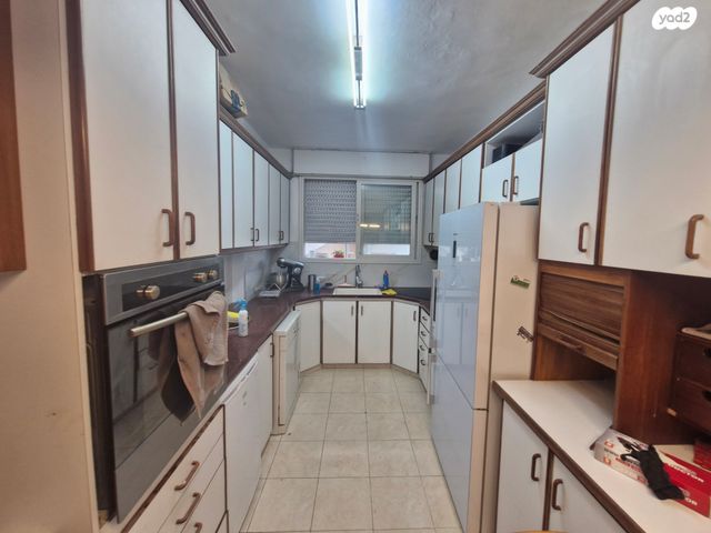 דירה, שדרות קיש 16, כרמל מרכזי - שד' קיש, חיפה