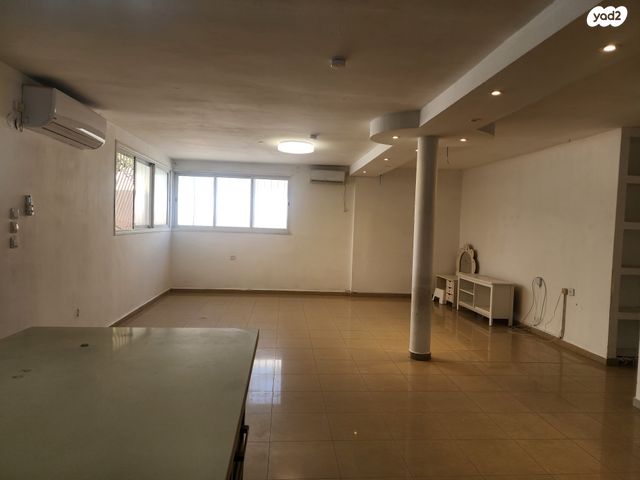 דירת גן, בושם, לבנה, תל אביב יפו