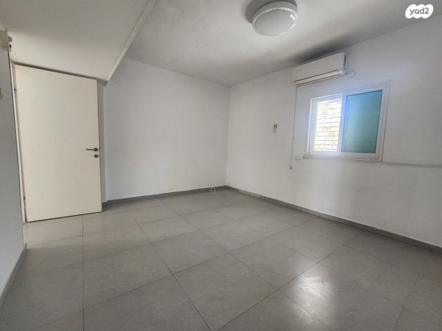 דירת גן, בושם, לבנה, תל אביב יפו