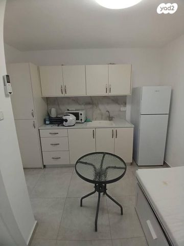 דירה, דרך השלום 42, תל חנן, נשר