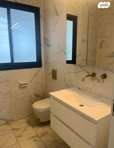 גג/ פנטהאוז, שדרות סמאטס, הצפון החדש - צפון, תל אביב יפו