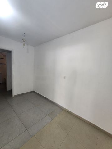 דירת גן, בושם, לבנה, תל אביב יפו