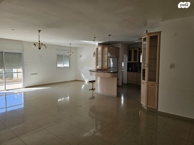 גג/ פנטהאוז, הציונות 87, רובע הקריה, הסיטי, אשדוד