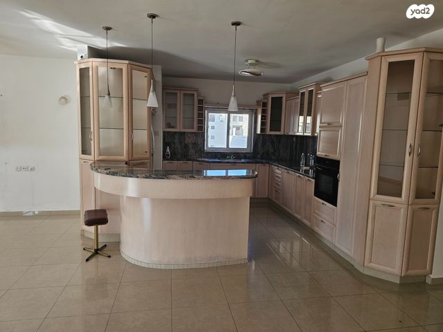 גג/ פנטהאוז, הציונות 87, רובע הקריה, הסיטי, אשדוד