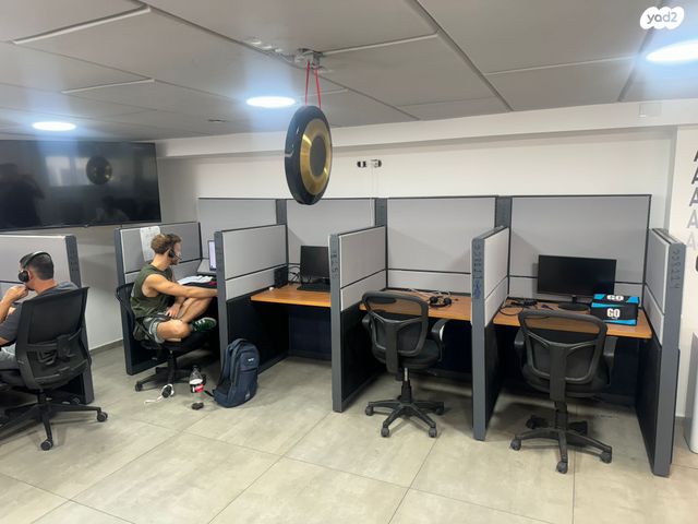 אבן גבירול 14