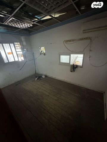 מבני תעשיה, ליסבון, אזור תעשיה, שדרות