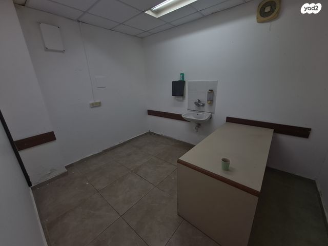 חנויות/ שטח מסחרי, קדושי קהיר, נאות רחל, חולון