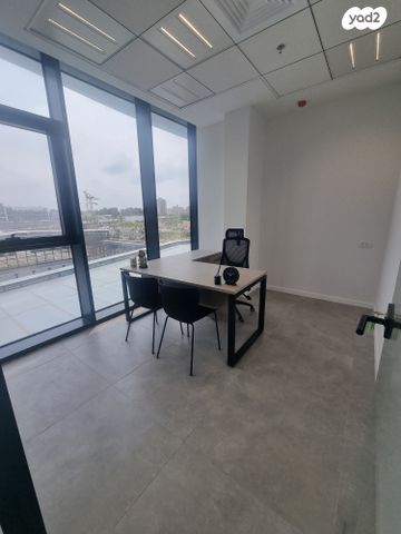 משרדים, האורזים, אזור תעשיה קרית אליעזר, נתניה