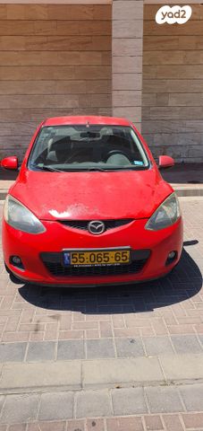 מודעת רכב מאזדה 2