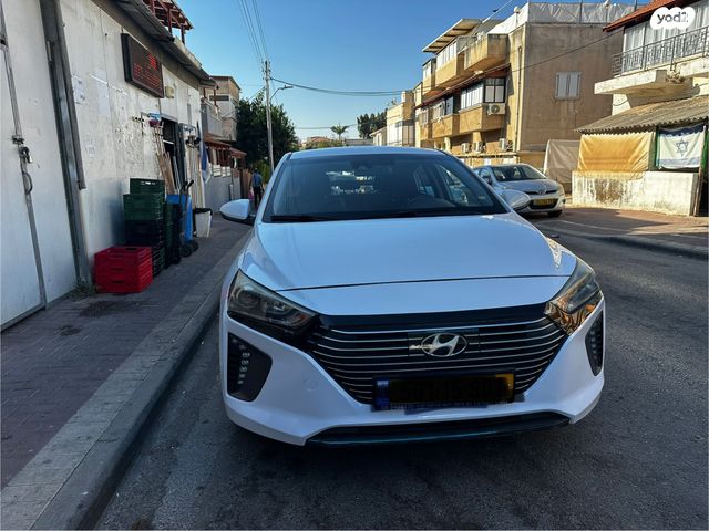 יונדאי איוניק