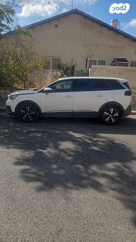 מודעת רכב פיג'ו 5008