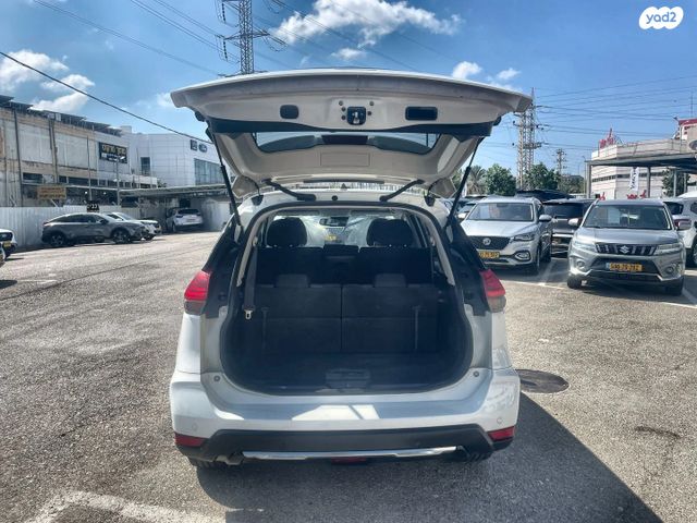 ניסאן אקס טרייל