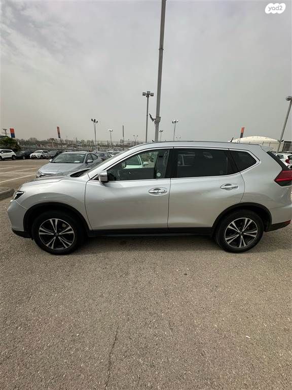 ניסאן אקס טרייל