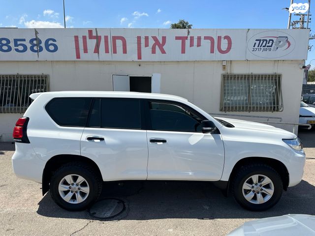 טויוטה לנד קרוזר