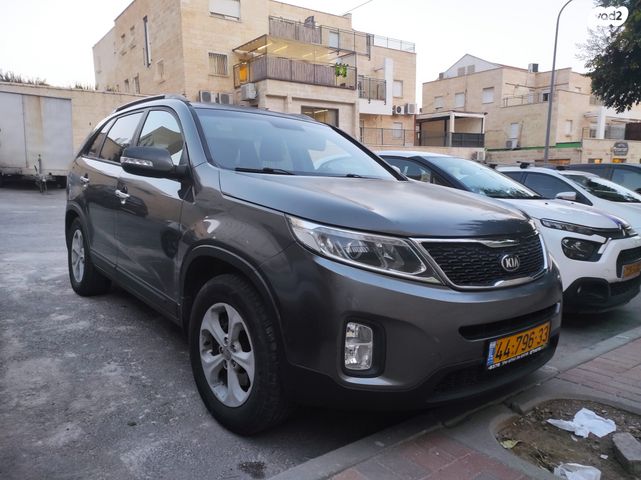 מודעת רכב קיה סורנטו