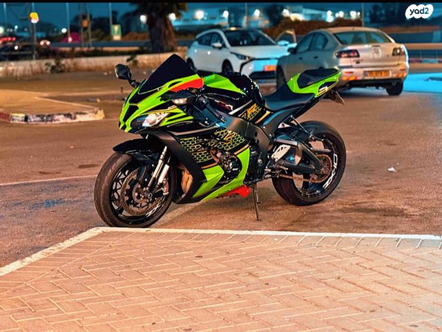 מודעת רכב קאוואסאקי נינג'ה ZX 10R