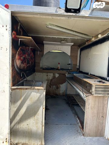 מודעת רכב נגרר (קראוון נגרר)