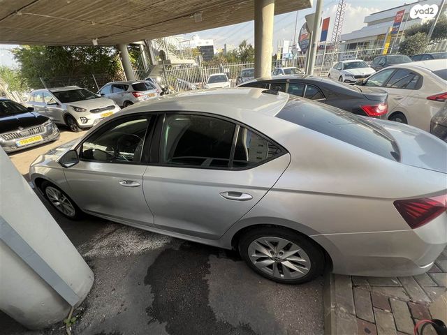 סקודה אוקטביה 