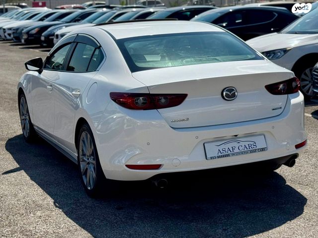 מאזדה 3