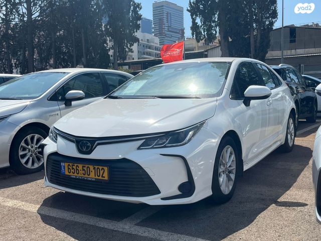 מודעת רכב טויוטה קורולה