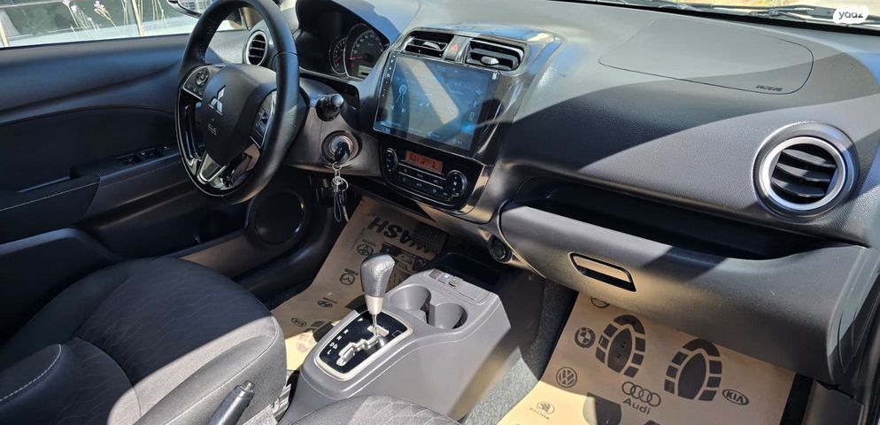 מיצובישי ספייס סטאר