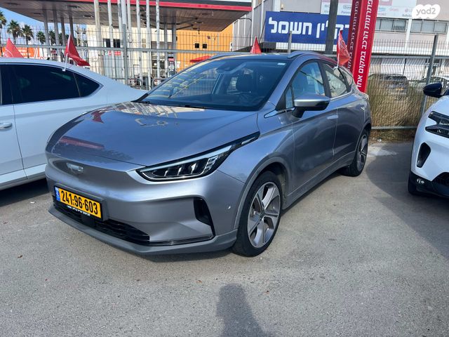 מודעת רכב ג׳ילי Geometry C