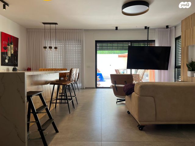 יהושע טהון 8