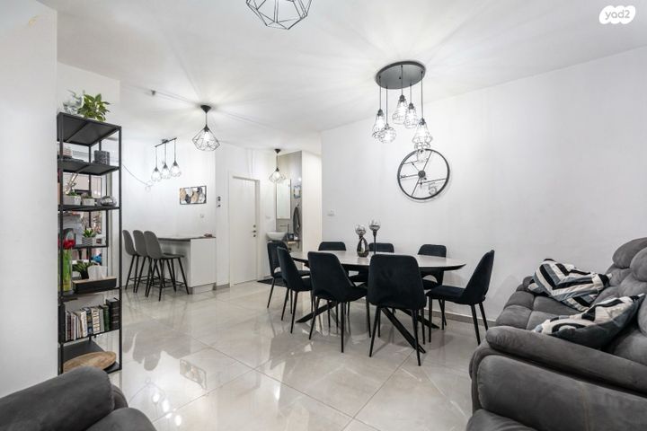 דירה, רבי עקיבא 15, גבעת רוקח, בני ברק